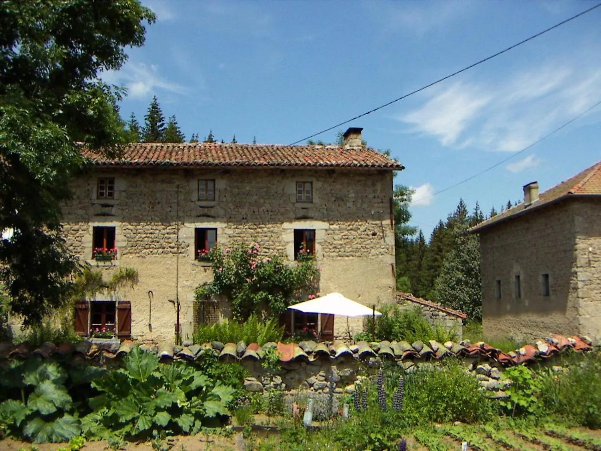 La Fontaine Des Thiolles Bed & Breakfast Saint-Germain-l'Herm