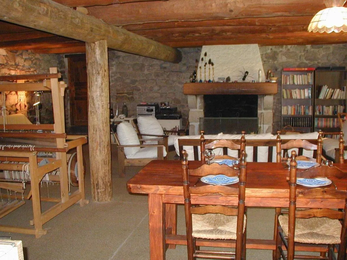 La Fontaine Des Thiolles Bed & Breakfast Saint-Germain-l'Herm Fransa